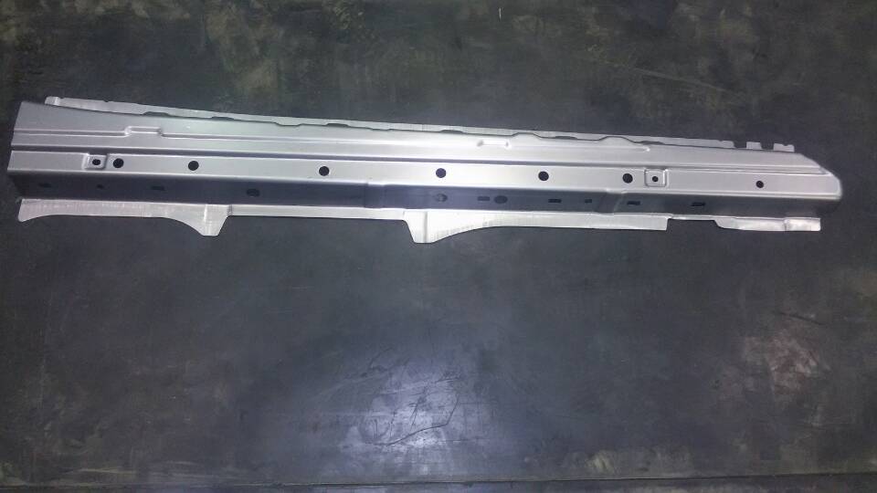  Car body pressing part